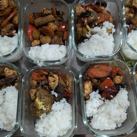 Chicken, veg and rice meal prep