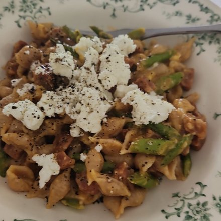 Pasta with feta